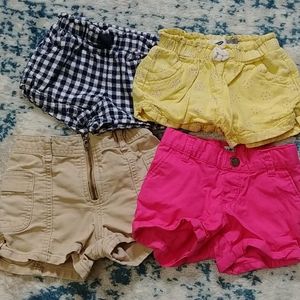 4 pairs 2T Old Navy shorts